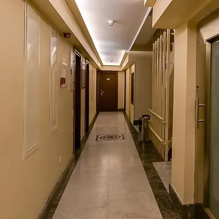 The Center 3*