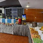 فندق The Center 3*