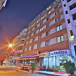 فندق The Center 3*