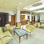 The Center 3*