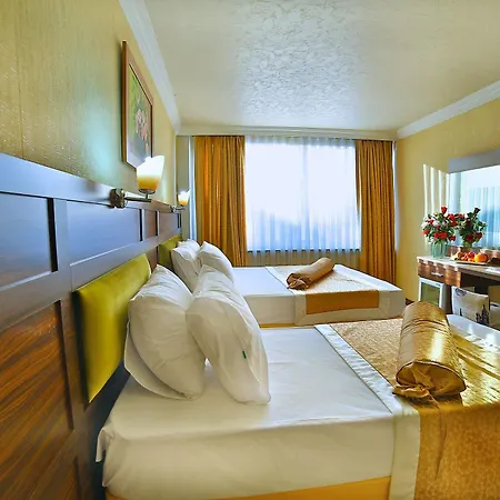 Hotel The Center