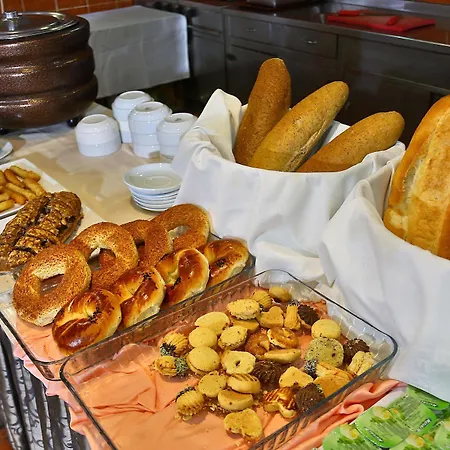 Hotell The Center 3*